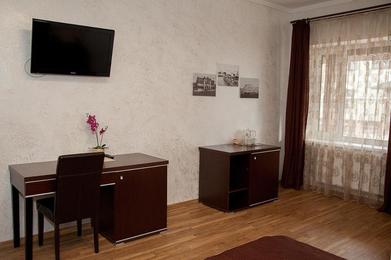 Kolos Hotel Pskov Esterno foto